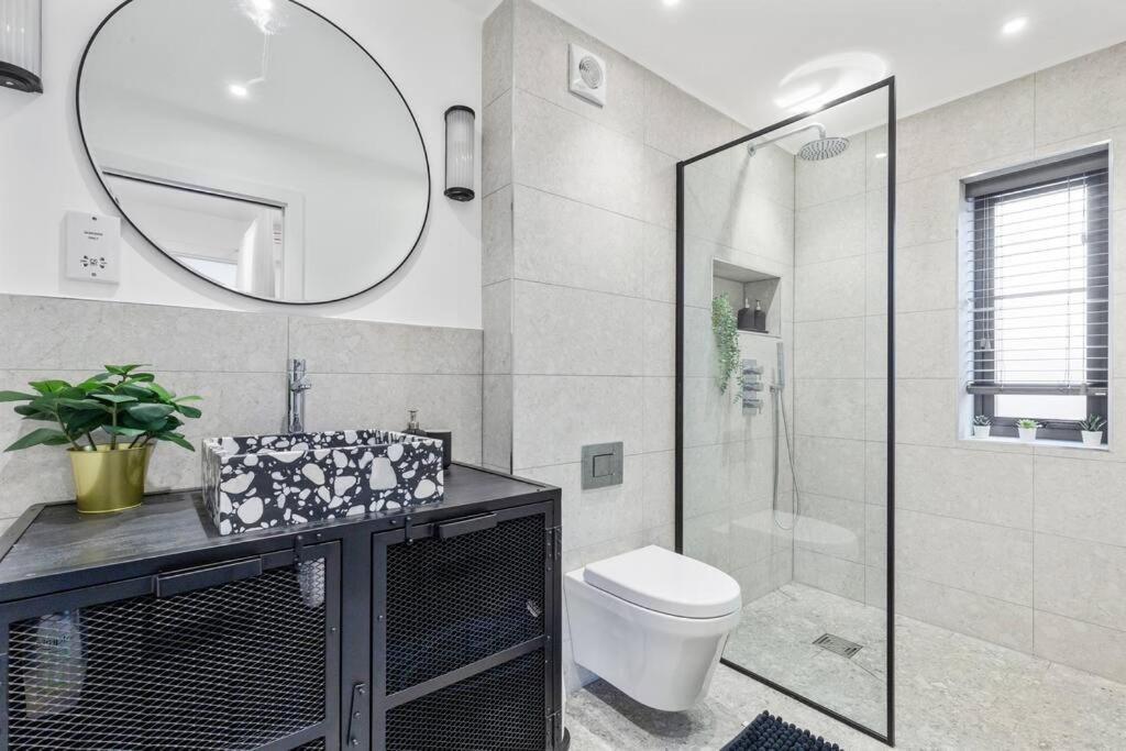 My Dad's Secret Place Apartment Morden (Greater London)